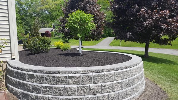 Retaining wall from the side showing the smooth curve